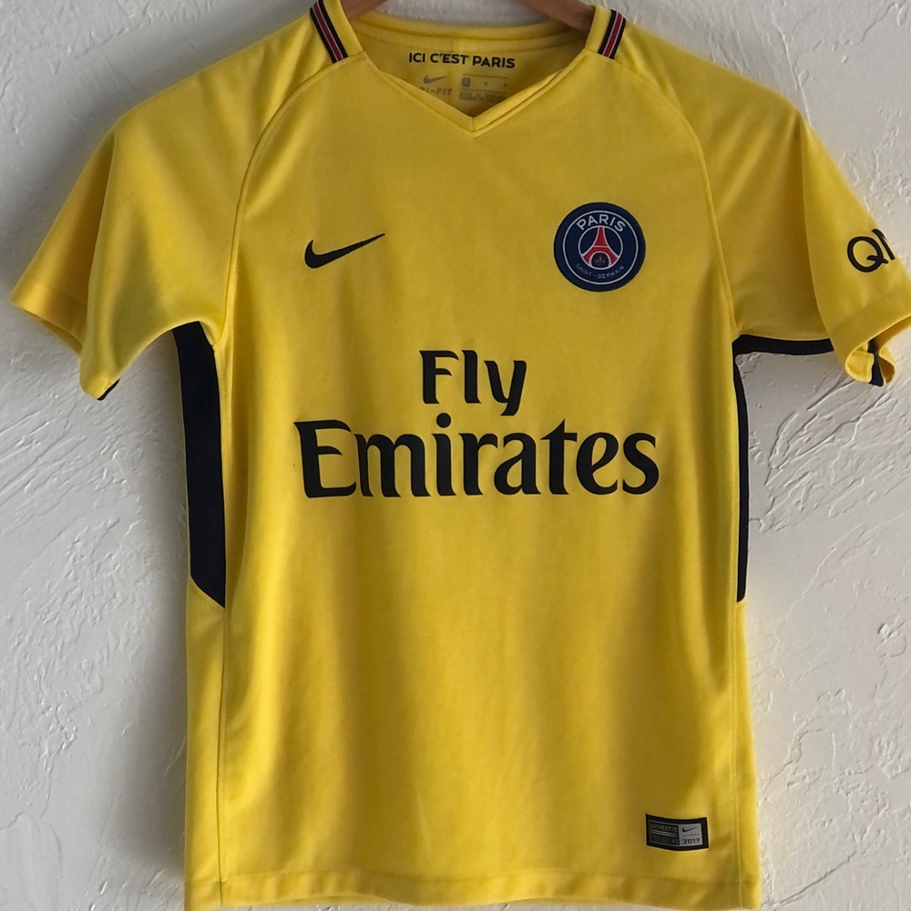 Fly Emirates Soccer Jersey